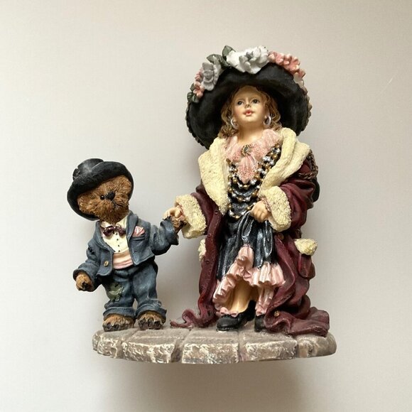 VINTAGE THE DOLLSTONE COLLECTION FIGURINE 1998  AMY & EDMUND 5.5" - Picture 5 of 11